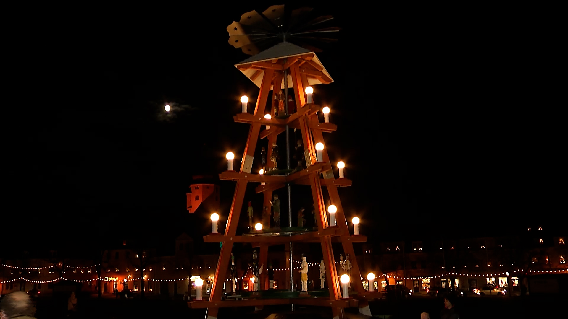 MEgional am 2. Dezember mit der neuen Marktpyramide für Marienberg MEgional am 2. Dezember mit der neuen Marktpyramide für Marienberg